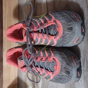 Women's Nike Torch 4 tennis shoes